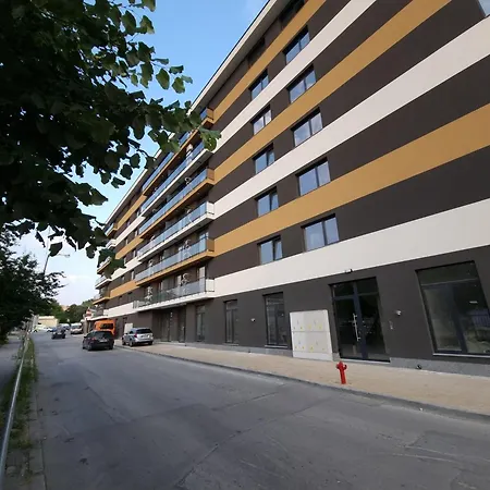 Apartman жилищна сграда орех *