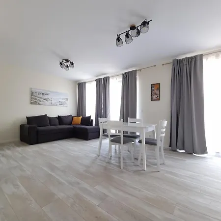 жилищна сграда орех * Várna