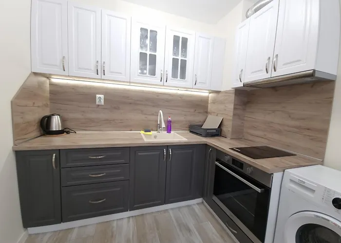 жилищна сграда орех *