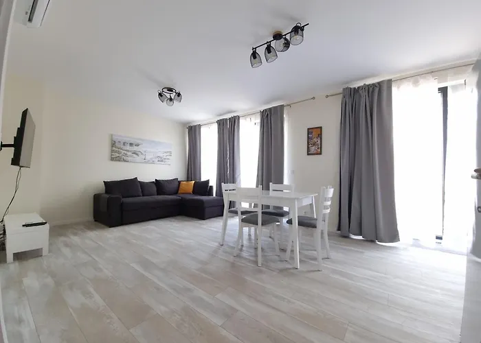 жилищна сграда орех * וארנה