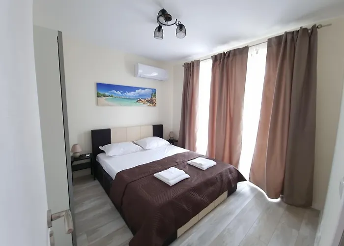 жилищна сграда орех דירה *