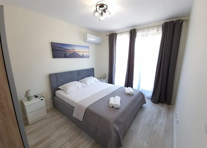 דירה жилищна сграда орех